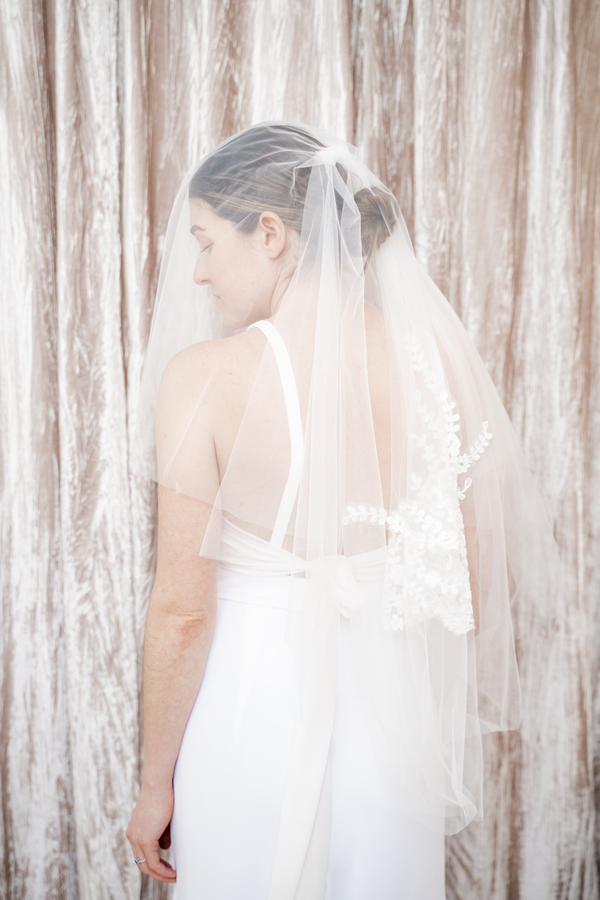 bridal veils.  short bridal veils.  toronto bridal boutique