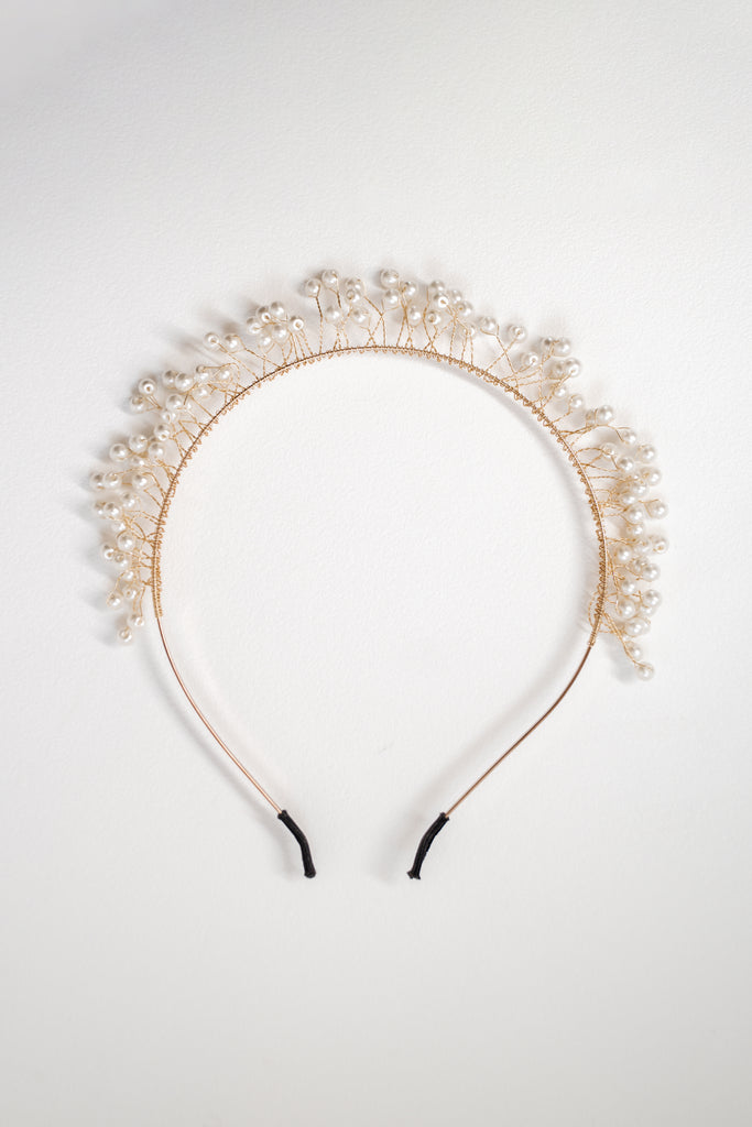 pearl headband.  bridal hair accessories.  bridal headband.  toronto bridal boutique